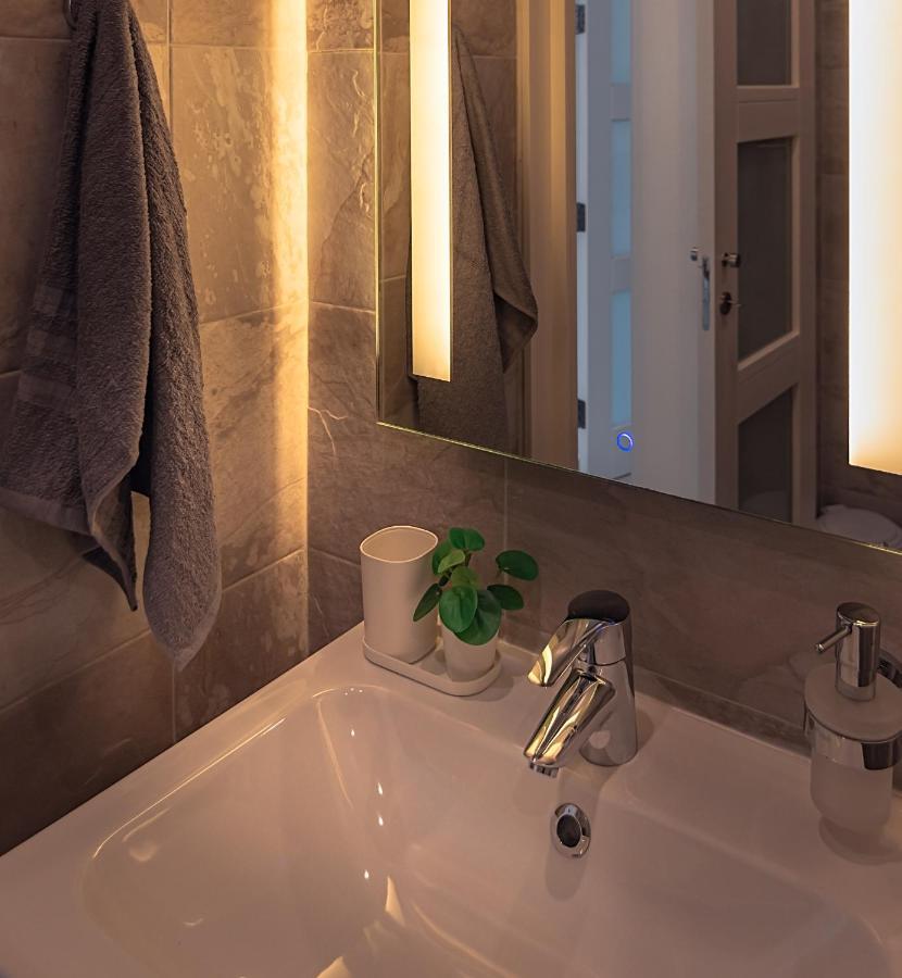 Modern Comfort - 2Br Apartment Center Of St Julians & Paceville San Giuliano Esterno foto