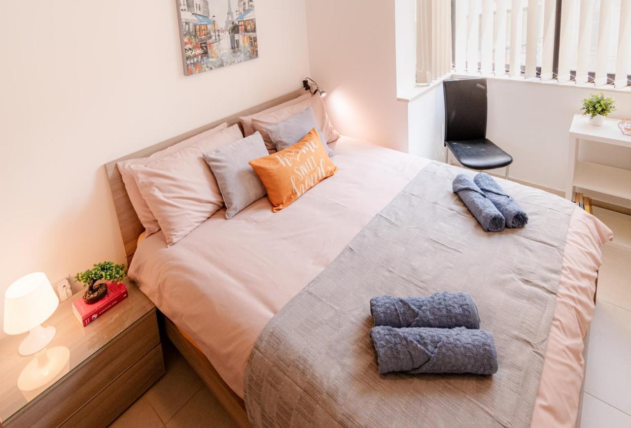 Modern Comfort - 2Br Apartment Center Of St Julians & Paceville San Giuliano Esterno foto