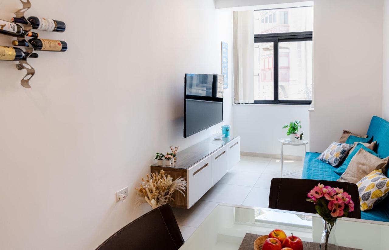 Modern Comfort - 2Br Apartment Center Of St Julians & Paceville San Giuliano Esterno foto