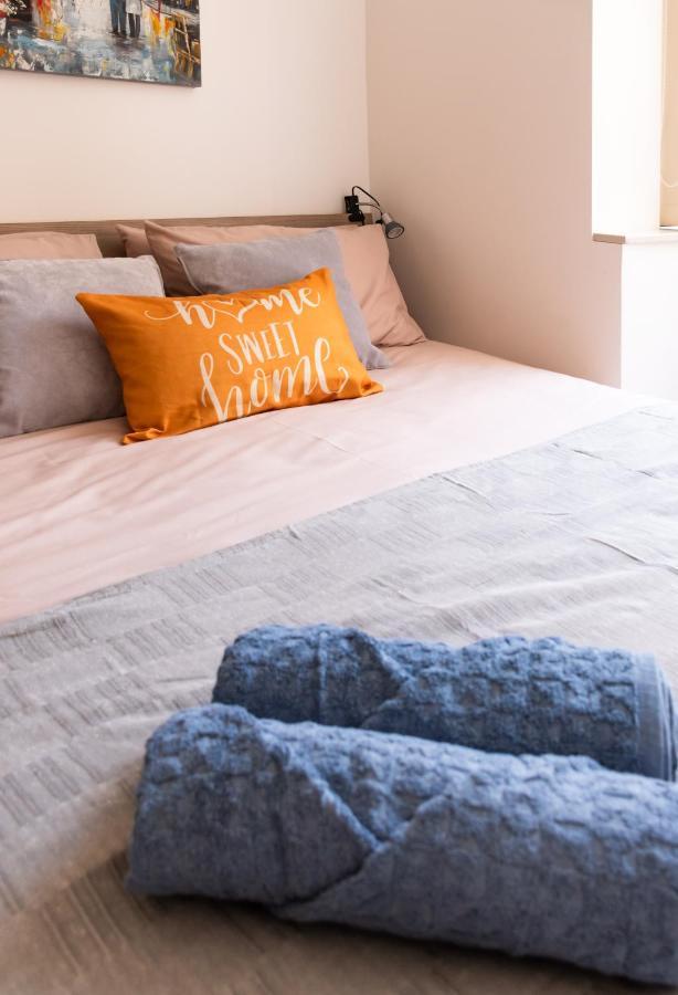 Modern Comfort - 2Br Apartment Center Of St Julians & Paceville San Giuliano Esterno foto